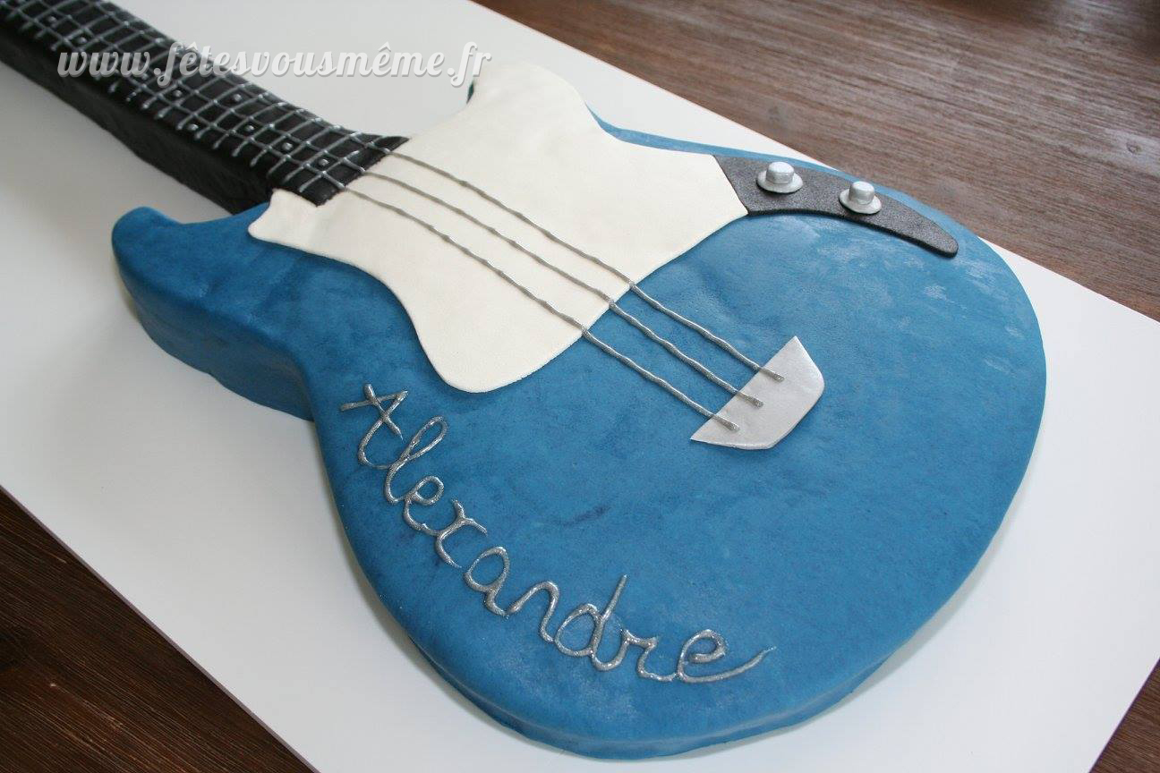 Gateau Guitare Anniversaire Rock Party Fetes Vous Meme